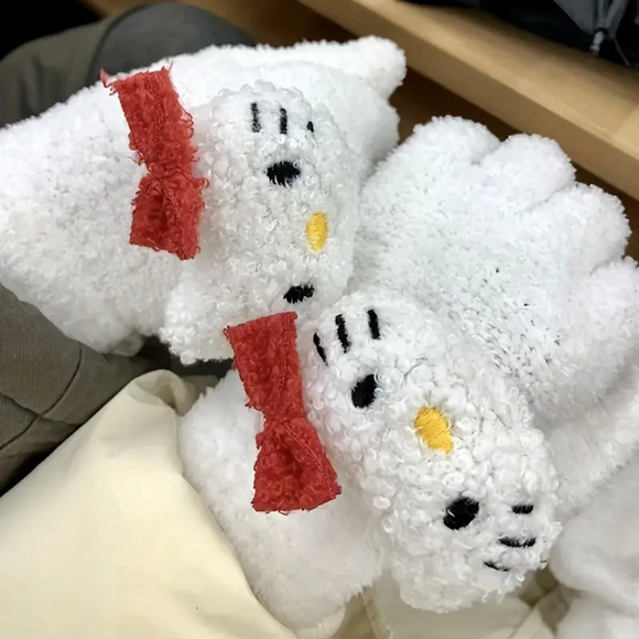 Girls Hello kitty Inspired Gloves One Size White - Picture 1 of 4